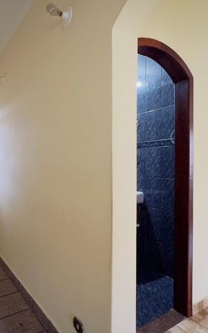 Casa à venda com 323m², 3 quartos e 3 vagas Casa à venda com 323m², 3 quartos e 3 vagasSuíte
