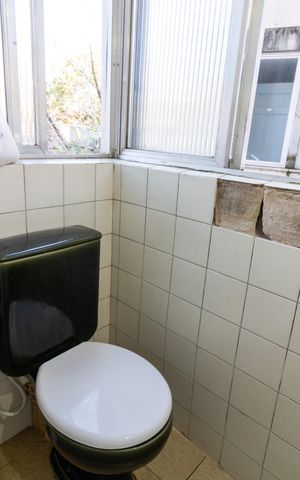Apartamento à venda com 121m², 3 quartos e sem vaga Apartamento à venda com 121m², 3 quartos e sem vagaBanheiro de serviço