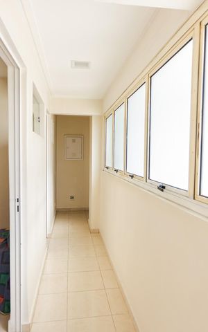 Apartamento à venda com 250m², 3 quartos e 3 vagas Apartamento à venda com 250m², 3 quartos e 3 vagasÁrea de Serviço
