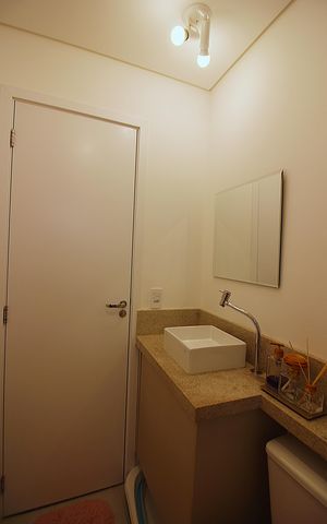 Apartamento à venda com 56m², 2 quartos e 1 vagaBanheiro Social