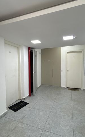 Apartamento à venda com 58m², 2 quartos e 1 vaga Apartamento à venda com 58m², 2 quartos e 1 vagaHall de entrada
