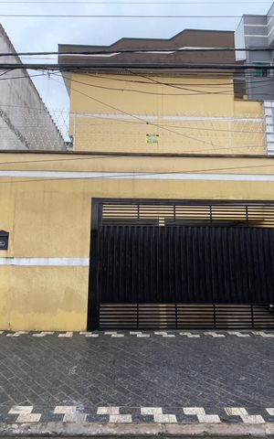 Apartamento à venda com 45m², 2 quartos e 1 vaga Apartamento à venda com 45m², 2 quartos e 1 vagaFachada