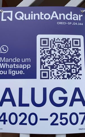 Casa à venda com 232m², 3 quartos e 2 vagas Casa à venda com 232m², 3 quartos e 2 vagasPlaca