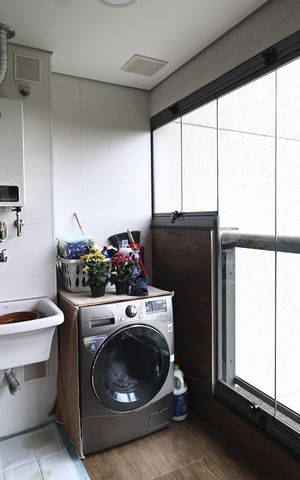Apartamento à venda com 73m², 2 quartos e 2 vagasLavanderia
