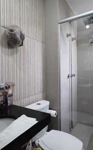 Apartamento à venda com 73m², 2 quartos e 2 vagasBanheiro da suite