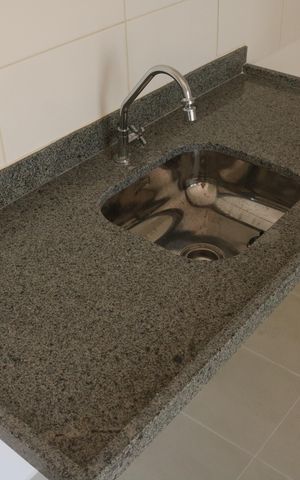 Apartamento à venda com 34m², 2 quartos e sem vagaCozinha e Área de Serviço