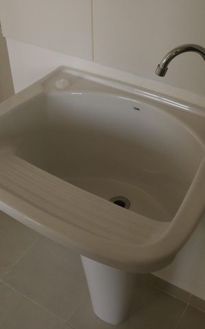 Apartamento à venda com 34m², 2 quartos e sem vagaCozinha e Área de Serviço