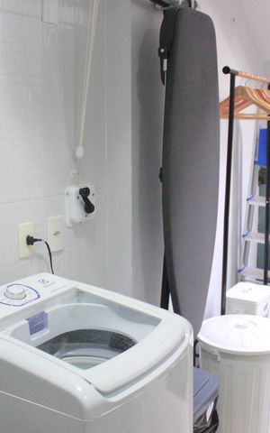 Casa de condomínio à venda com 166m², 3 quartos e 3 vagasLavanderia