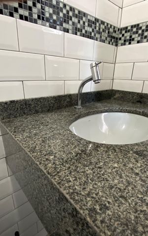 Casa à venda com 350m², 4 quartos e 10 vagas Casa à venda com 350m², 4 quartos e 10 vagasLavabo