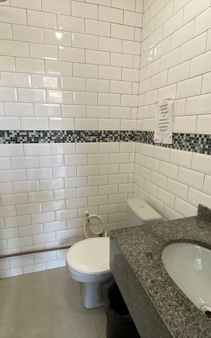 Casa à venda com 350m², 4 quartos e 10 vagas Casa à venda com 350m², 4 quartos e 10 vagasLavabo