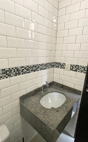 Casa à venda com 350m², 4 quartos e 10 vagas Casa à venda com 350m², 4 quartos e 10 vagasLavabo