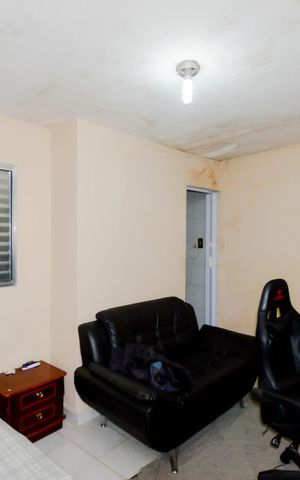 Casa à venda com 216m², 2 quartos e 2 vagasEdícula