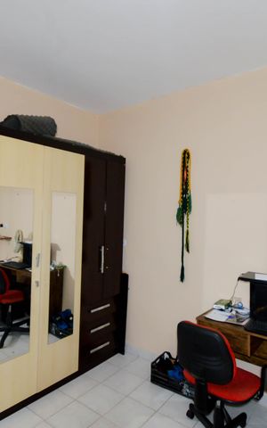 Casa à venda com 216m², 2 quartos e 2 vagasQuarto 