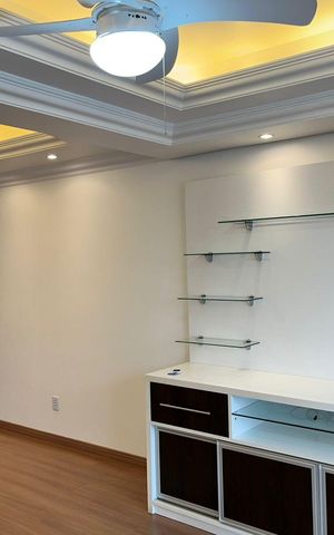 Apartamento à venda com 110m², 4 quartos e 2 vagas Apartamento à venda com 110m², 4 quartos e 2 vagasSala