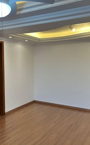 Apartamento à venda com 110m², 4 quartos e 2 vagas Apartamento à venda com 110m², 4 quartos e 2 vagasSala