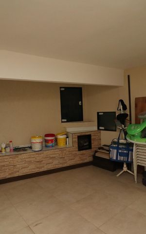 Casa à venda com 600m², 4 quartos e 2 vagasQuarto de Serviço