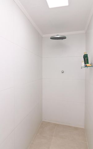 Casa à venda com 600m², 4 quartos e 2 vagasSauna