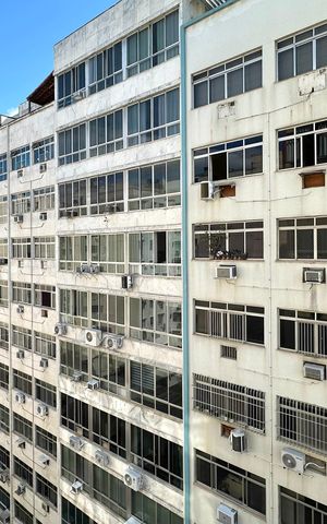 Apartamento à venda com 152m², 3 quartos e 1 vaga Apartamento à venda com 152m², 3 quartos e 1 vagaVista - Sala