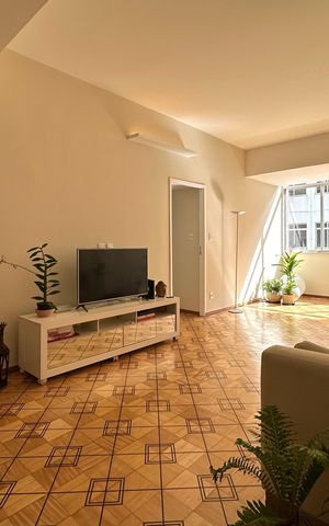 Apartamento à venda com 152m², 3 quartos e 1 vaga Apartamento à venda com 152m², 3 quartos e 1 vagaSala