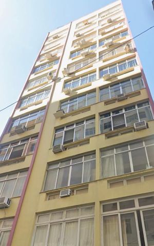 Apartamento à venda com 152m², 3 quartos e 1 vaga Apartamento à venda com 152m², 3 quartos e 1 vagaFachada