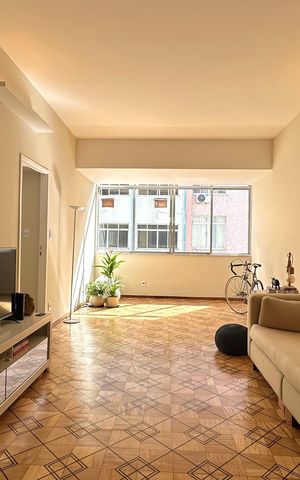Apartamento à venda com 152m², 3 quartos e 1 vaga Apartamento à venda com 152m², 3 quartos e 1 vagaSala