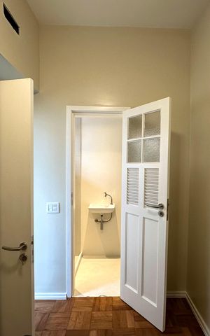 Apartamento à venda com 152m², 3 quartos e 1 vaga Apartamento à venda com 152m², 3 quartos e 1 vagaQuarto de Serviço