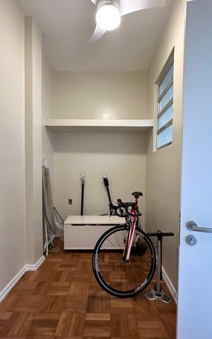 Apartamento à venda com 152m², 3 quartos e 1 vaga Apartamento à venda com 152m², 3 quartos e 1 vagaQuarto de Serviço