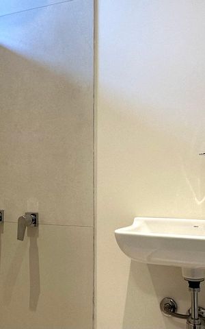 Apartamento à venda com 152m², 3 quartos e 1 vaga Apartamento à venda com 152m², 3 quartos e 1 vagaBanheiro de serviço