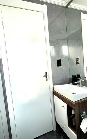 Apartamento à venda com 43m², 2 quartos e sem vaga Apartamento à venda com 43m², 2 quartos e sem vagaBanheiro