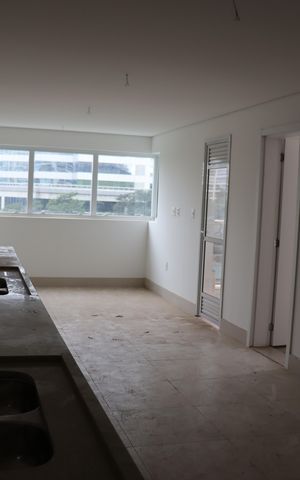 Apartamento à venda com 338m², 4 quartos e 4 vagas Apartamento à venda com 338m², 4 quartos e 4 vagasCozinha