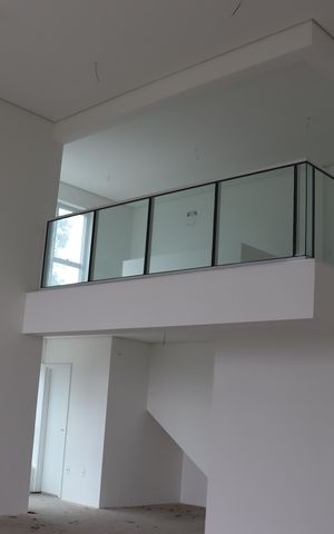 Apartamento à venda com 338m², 4 quartos e 4 vagas Apartamento à venda com 338m², 4 quartos e 4 vagasSala