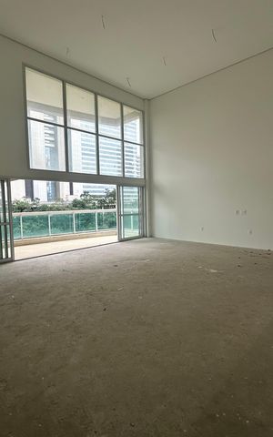 Apartamento à venda com 338m², 4 quartos e 4 vagas Apartamento à venda com 338m², 4 quartos e 4 vagasSala