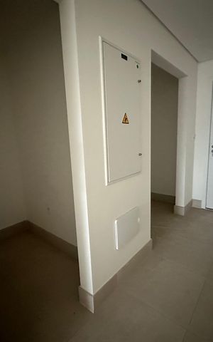 Apartamento à venda com 338m², 4 quartos e 4 vagas Apartamento à venda com 338m², 4 quartos e 4 vagasDespensa