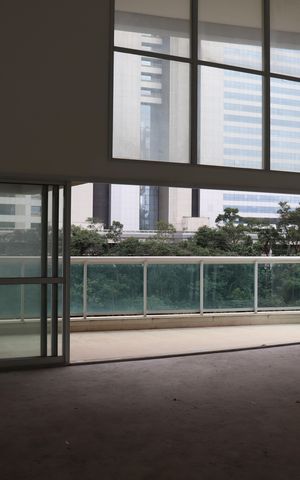 Apartamento à venda com 338m², 4 quartos e 4 vagas Apartamento à venda com 338m², 4 quartos e 4 vagasSala