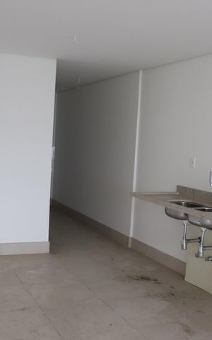 Apartamento à venda com 338m², 4 quartos e 4 vagas Apartamento à venda com 338m², 4 quartos e 4 vagasCozinha