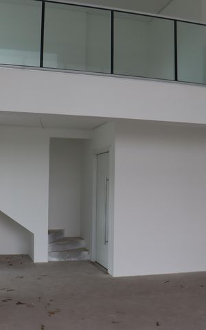 Apartamento à venda com 338m², 4 quartos e 4 vagas Apartamento à venda com 338m², 4 quartos e 4 vagasSala