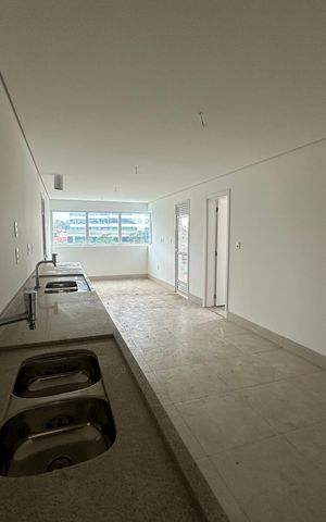 Apartamento à venda com 338m², 4 quartos e 4 vagas Apartamento à venda com 338m², 4 quartos e 4 vagasCozinha