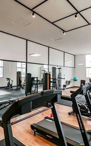 Studio à venda com 73m², 2 quartos e 1 vaga Studio à venda com 73m², 2 quartos e 1 vagaÁrea comum - Academia