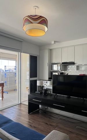 Studio à venda com 57m², 1 quarto e 1 vaga Studio à venda com 57m², 1 quarto e 1 vagaSala