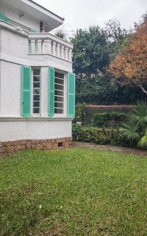Casa à venda com 408m², 6 quartos e 2 vagasJardim