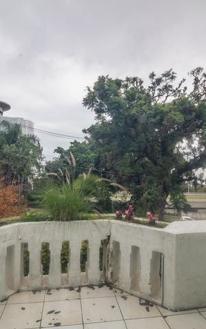 Casa à venda com 408m², 6 quartos e 2 vagasVaranda