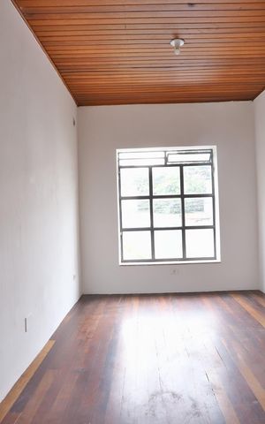 Casa à venda com 97m², 3 quartos e sem vaga Casa à venda com 97m², 3 quartos e sem vagaQuarto 1 - Casa 2