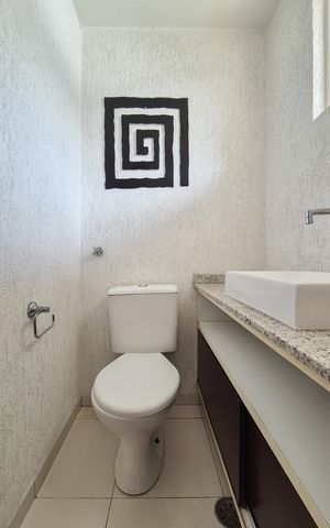 Casa de condomínio à venda com 111m², 3 quartos e 2 vagas Casa de condomínio à venda com 111m², 3 quartos e 2 vagasLavabo