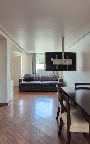 Casa de condomínio à venda com 111m², 3 quartos e 2 vagas Casa de condomínio à venda com 111m², 3 quartos e 2 vagasSala