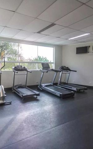 Casa de condomínio à venda com 111m², 3 quartos e 2 vagas Casa de condomínio à venda com 111m², 3 quartos e 2 vagasÁrea comum - Academia