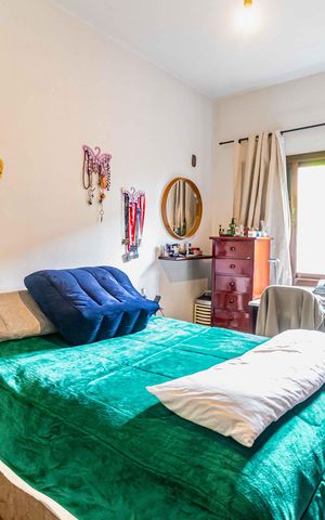 Casa à venda com 1200m², 4 quartos e 5 vagas Casa à venda com 1200m², 4 quartos e 5 vagasQuarto 01