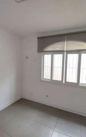 Casa à venda com 140m², 3 quartos e 5 vagas