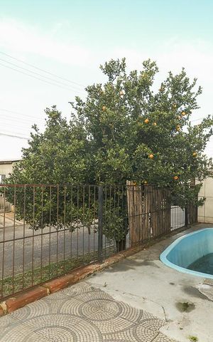 Casa à venda com 65m², 4 quartos e 2 vagasPiscina