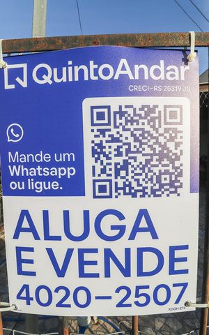 Casa à venda com 65m², 4 quartos e 2 vagasFachada e placa