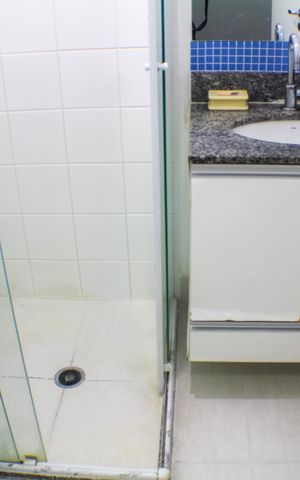 Apartamento para alugar com 65m², 2 quartos e 1 vaga Apartamento para alugar com 65m², 2 quartos e 1 vagaBanheiro Suíte